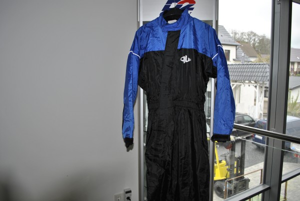 schwarz/blau