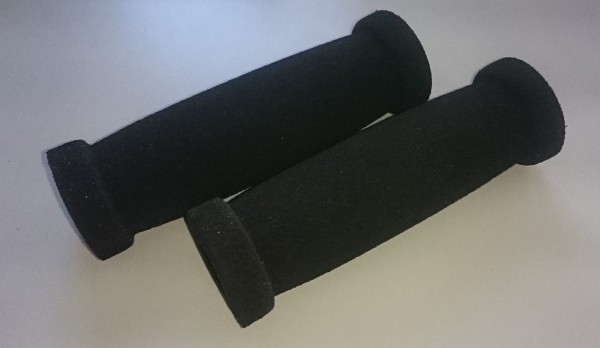 Schaumstoff schwarz